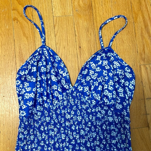 ADORABLE FLORAL SHEIN DRESSES! NWOT. - Picture 4 of 5